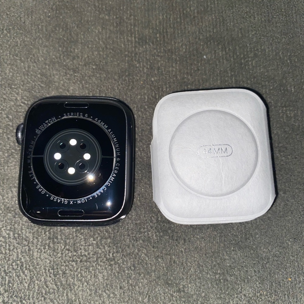 Apple Watch series 6 cellular